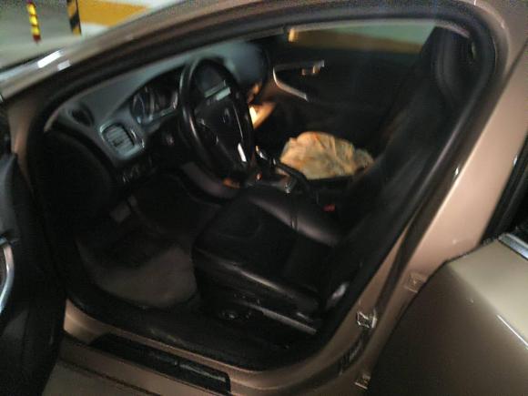 [济南·鲁A] 二手沃尔沃沃尔沃V402016款 T3 智雅版