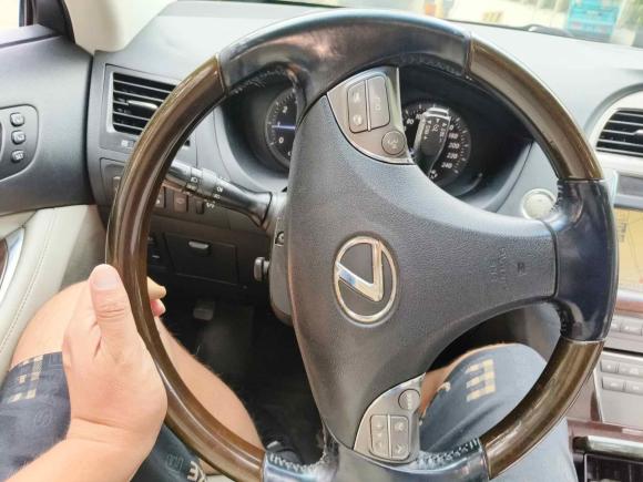 [南通·苏F] 二手雷克萨斯雷克萨斯ES2010款 240 豪华版