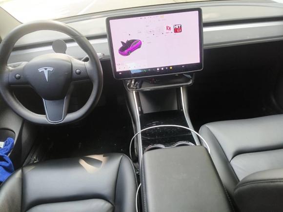 [上海·沪A] 二手特斯拉Model 32019款 标准续航后驱升级版