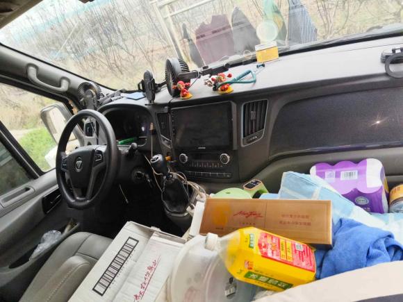 [南通·苏F] 二手福田图雅诺2023款 吉象厢货 2.0T手动 加长轴中顶 后单胎3座