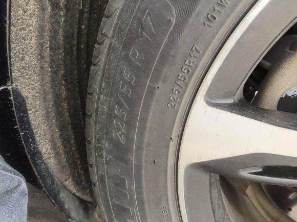 [上海·沪A] 二手奥迪奥迪A6L2012款 TFSI 标准型
