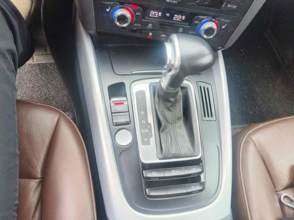 [广州·粤D] 二手奥迪奥迪Q52013款 40 TFSI 技术型