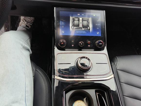 [上海·沪A] 二手哪吒汽车哪吒U2022款 智500 磷酸铁锂