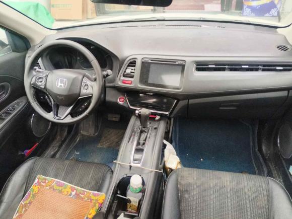 [西安·陕A] 二手本田缤智2015款 1.8L CVT两驱豪华型