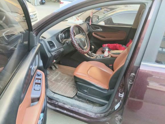 [杭州·浙F] 二手宝骏宝骏5602017款 律动版 1.5T 手动尊享型