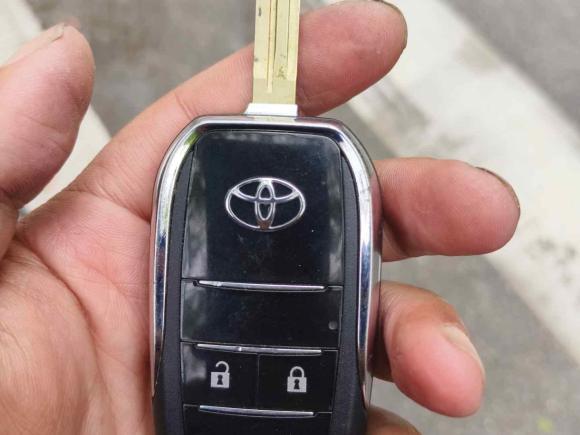 [上海·鲁J] 二手丰田RAV4荣放2009款 2.0L 自动豪华版