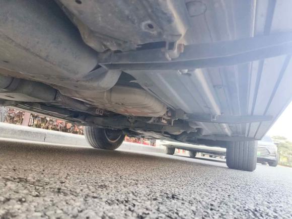 [广州·桂A] 二手大众途锐2011款 3.0TSI 高配型