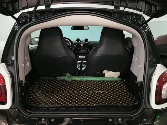 [广州·粤E] 二手smartsmart fortwo2015款 1.0L 52千瓦硬顶灵动版