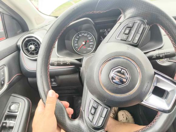 [上海·沪A] 二手名爵名爵6新能源2020款 1.5T 混动领潮风尚版