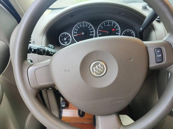 [合肥·皖A] 二手别克别克GL82014款 2.4L 经典版