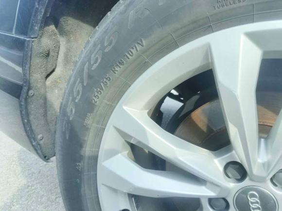 [青岛·鲁U] 二手奥迪奥迪Q72018款 40 TFSI 舒适型