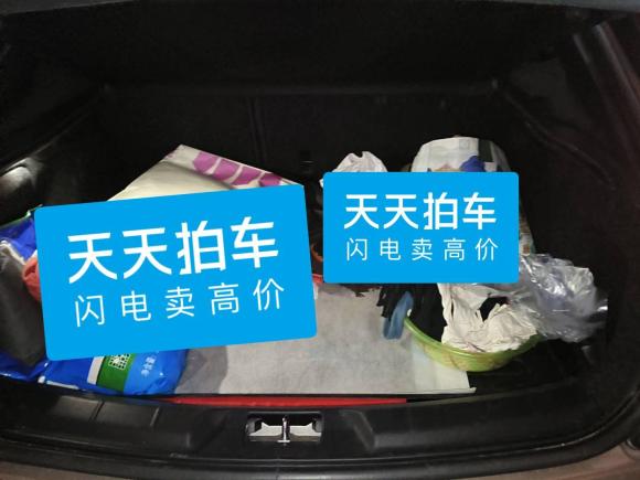 [济南·鲁A] 二手沃尔沃沃尔沃V402016款 T3 智雅版