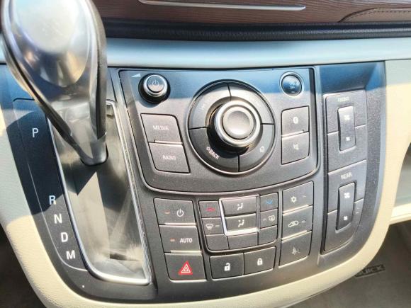 [广州·粤A] 二手别克别克GL82018款 28T 舒适型 国VI