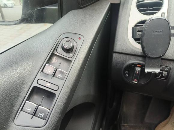 [上海·沪B] 二手大众途观2015款 1.8TSI 自动两驱豪华型