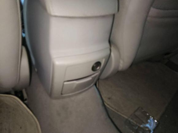 [成都·川A] 二手福特蒙迪欧-致胜2011款 2.0L GTDi240至尊型