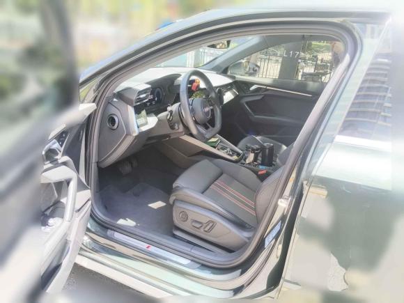 [上海·沪J] 二手奥迪奥迪A32022款 Sportback 35 TFSI 时尚运动型