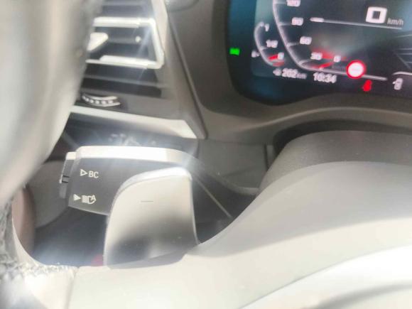 [广州·粤A] 二手宝马宝马X32022款 改款二 xDrive30i 领先型 M曜夜套装