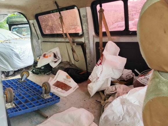 [广州·粤A] 二手长安凯程长安睿行M902016款 2.0L舒适型4G94S