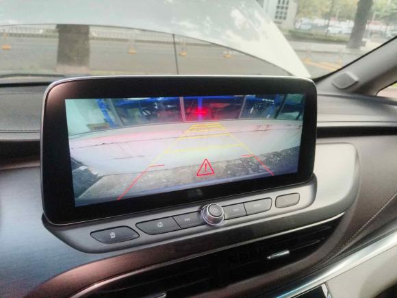 [深圳·粤B] 二手别克别克GL82022款 陆上公务舱 652T 豪华型