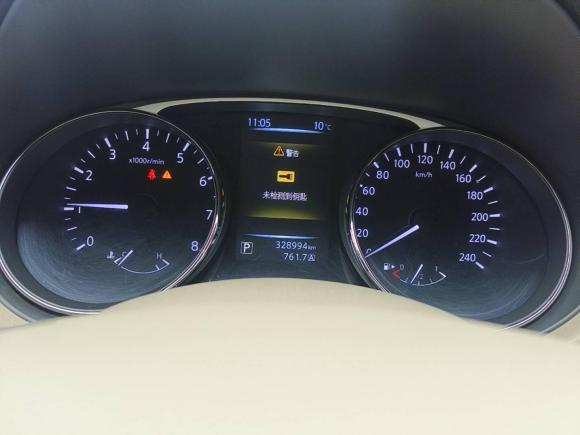 [上海·沪C] 二手日产奇骏2014款 2.0L CVT智领版 2WD