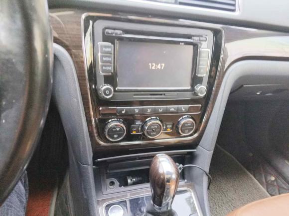 [上海·沪A] 二手大众帕萨特2014款 2.0TSI DSG至尊版