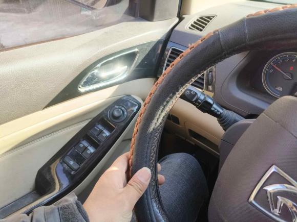 [苏州·苏U] 二手宝骏宝骏7302014款 1.5L 手动豪华型 7座