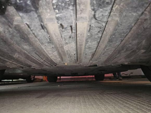 [南京·苏A] 二手奔驰奔驰R级2017款 R 320 4MATIC 商务型臻藏版