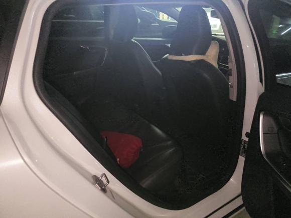 [佛山·粤E] 二手沃尔沃沃尔沃V602015款 T5 智逸版