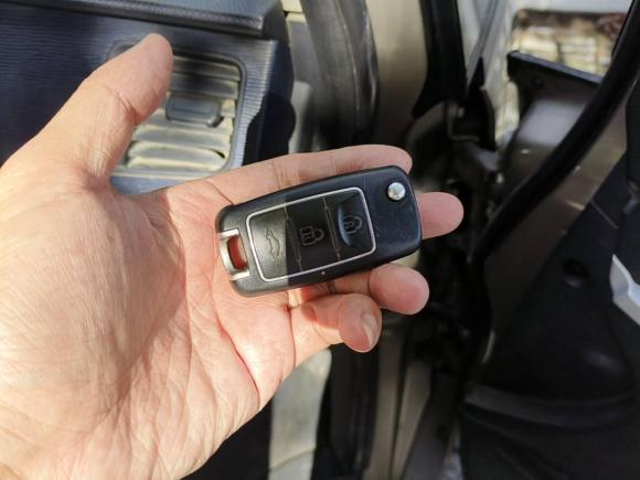 [上海·沪C] 二手东风风行菱智2022款 M5L 1.6L 实用型 7座