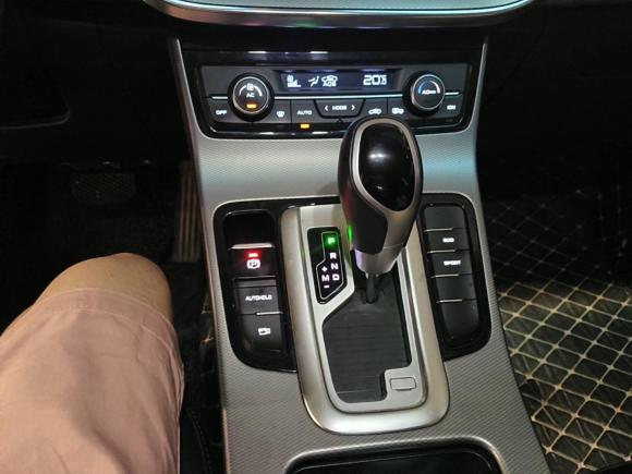 [上海·沪B] 二手吉利汽车帝豪GL2018款 1.4T DCT精英智联型