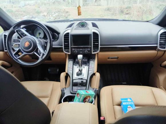 [义乌·浙G] 二手保时捷Cayenne新能源2015款 Cayenne S E-Hybrid 3.0T