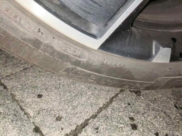 [上海·苏E] 二手小米汽车小米SU72024款 后驱标准创始版