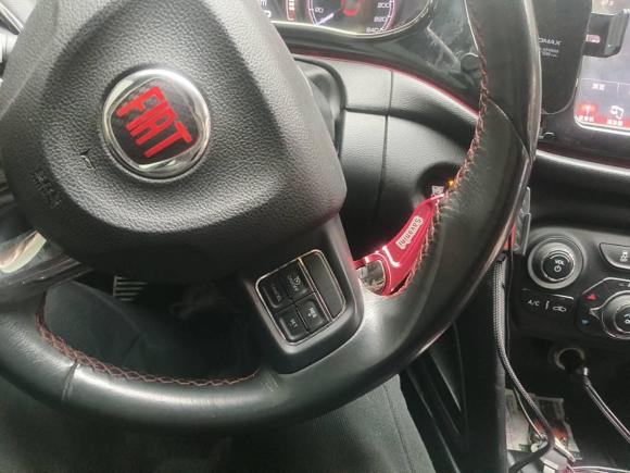 [上海·沪A] 二手菲亚特致悦2014款 1.4T 自动豪华运动版