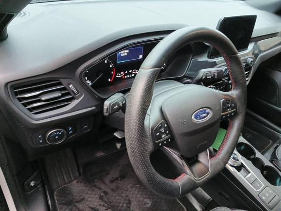[义乌·浙G] 二手福特福克斯2019款 三厢 EcoBoost 180 自动ST Line