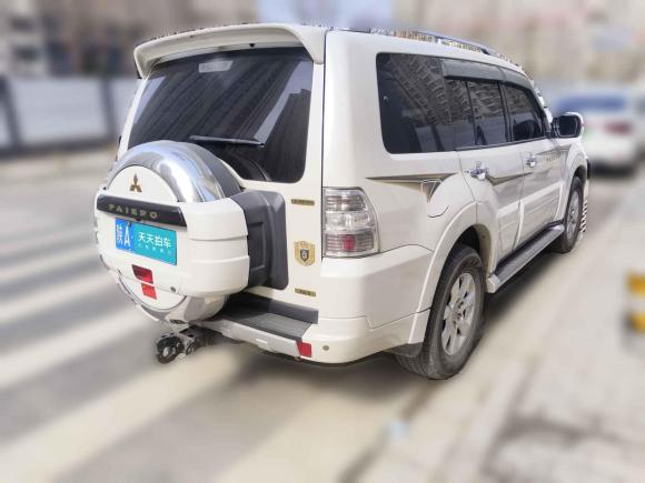 [西安·陕A] 二手三菱帕杰罗2011款 3.8L 旗舰版