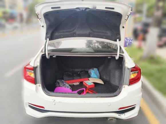 [深圳·粤B] 二手本田凌派2013款 1.8L 自动豪华版