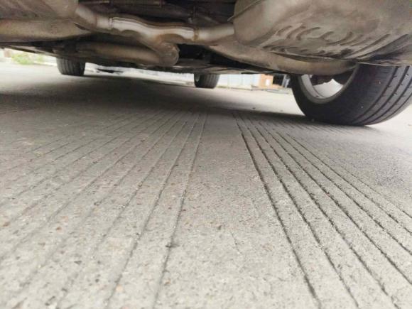 [宁波·浙B] 二手别克君越2013款 2.4L SIDI豪华舒适型