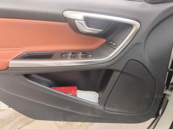 [成都·川A] 二手沃尔沃沃尔沃S602016款 S60L T4 智远版