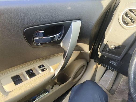 [上海·沪C] 二手日产逍客2011款 2.0XV 雷 CVT 2WD