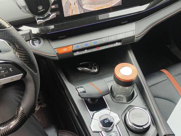 [湖州·浙E] 二手长安长安UNI-V2024款 1.5T 尊贵型