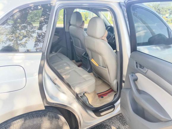 [广州·粤A] 二手奥迪奥迪Q52016款 40 TFSI 进取型