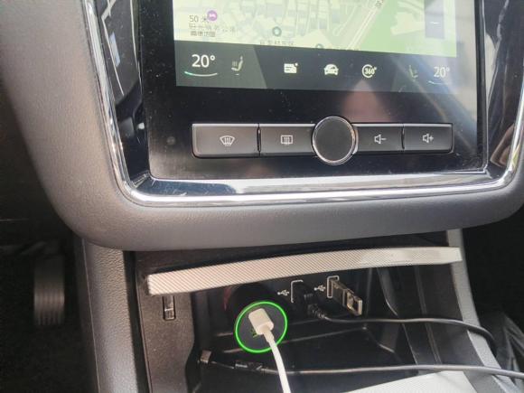 [深圳·粤B] 二手荣威荣威i6新能源2017款 45T 混动互联智尊版