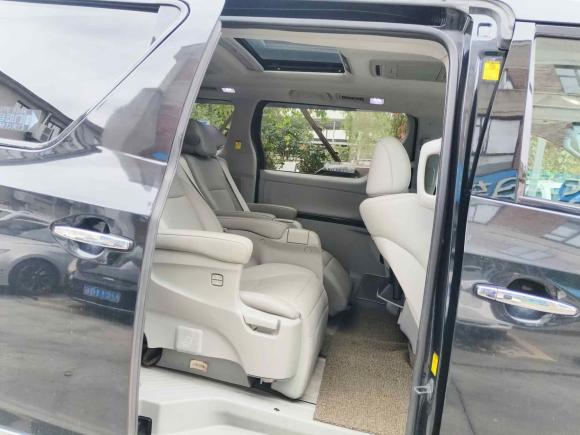 [上海·沪E] 二手江汽集团瑞风M62018款 2.0T 尊贵型