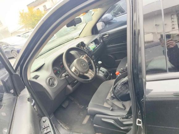 [苏州·苏U] 二手Jeep指南者2011款 2.0L 两驱运动版