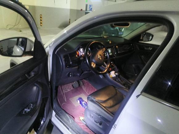 [上海·川B] 二手斯柯达柯迪亚克2017款 TSI330 7座两驱豪华版