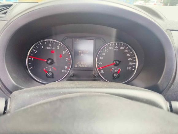 [南京·苏A] 二手日产奇骏2012款 2.5L 手动豪华版 4WD