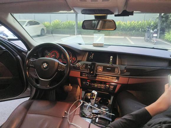 [广州·津K] 二手宝马宝马5系2017款 520Li 典雅型