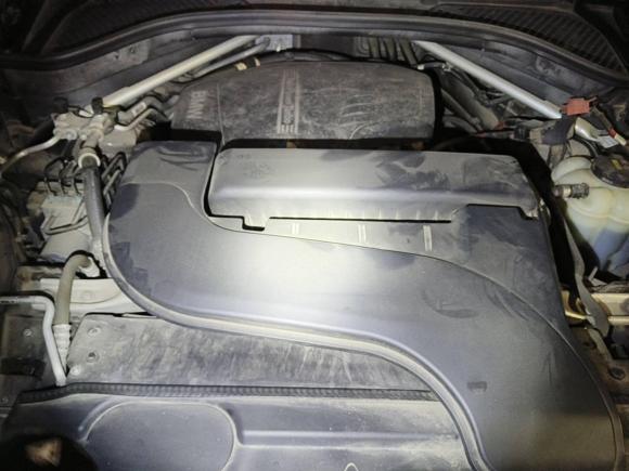 [上海·沪B] 二手宝马宝马X52017款 xDrive28i