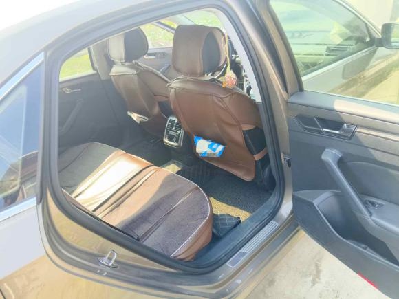 [上海·沪C] 二手大众帕萨特2016款 280TSI DSG尊荣版