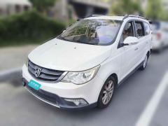 [南昌·赣A] 宝骏宝骏7302014款 1.5L 手动舒适ESP版 7座